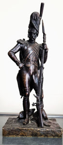 Grenadier of the Imperial Old Guard. Patinated bronze.