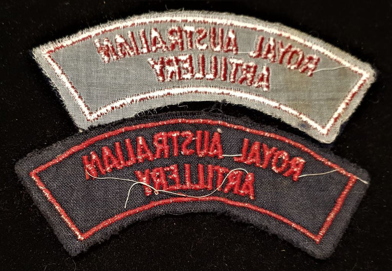 PAIR OF ROYAL AUSTRALIAN ARTILLERY SHOULDER FLASHES