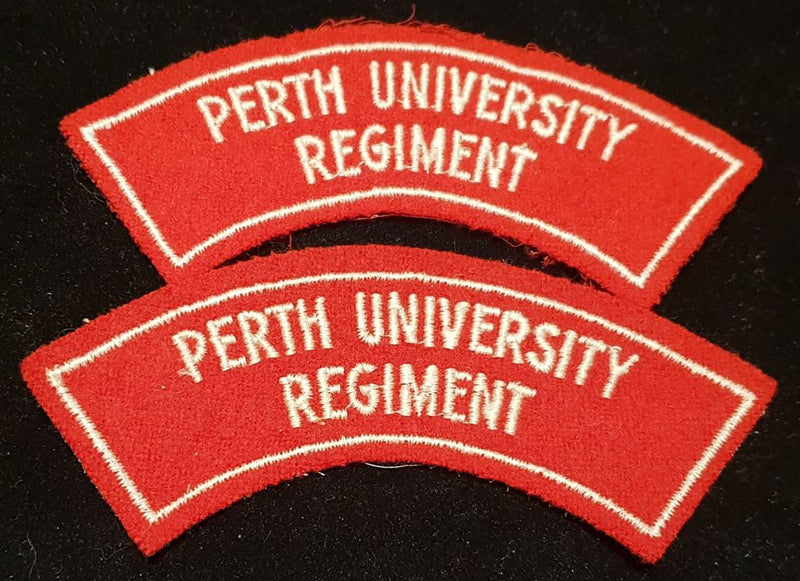 PAIR OF PERTH UNIVERSITY REGIMENT SHOULDER FLASHES