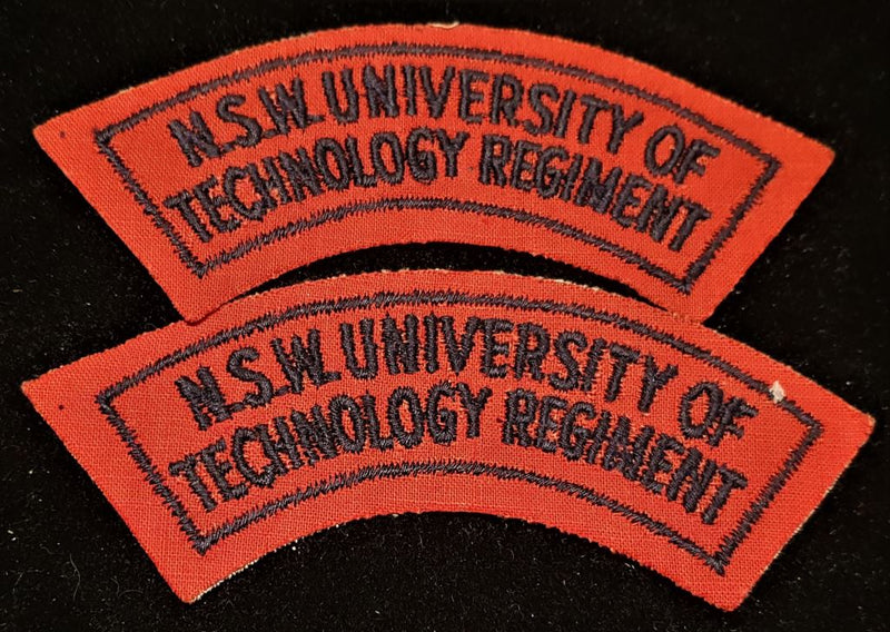 PAIR OF NSW UNIVERSITY OF TECHNOLOGY REGIMENT SHOULDER FLASHES