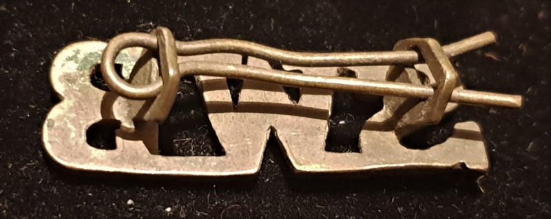 SOUTH WALES BORDERERS SHOULDER TITLE