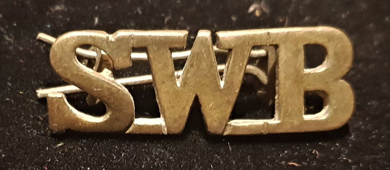 SOUTH WALES BORDERERS SHOULDER TITLE