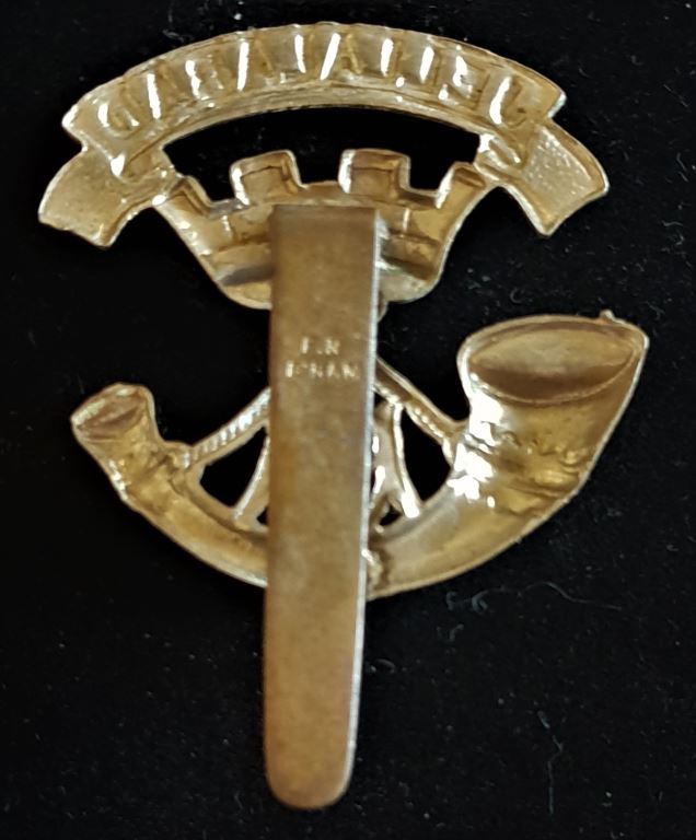 SOMERSET LIGHT INFY. CAP BADGE