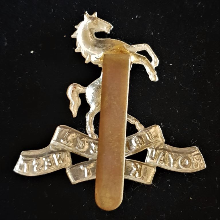 ROYAL WEST KENT CAP BADGE