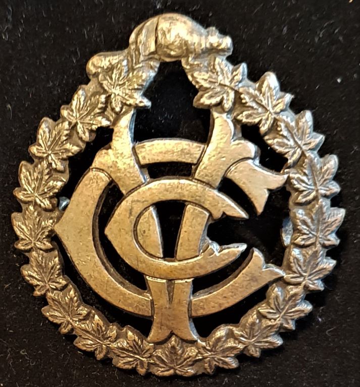 11-2a, CANADIAN ARMY VETERINARY CORPS CAP BADGE (TIFTAFT MARKED)