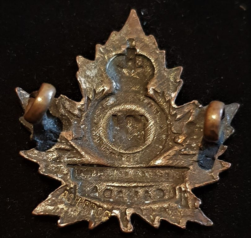 E194 - 194th BATTALION (THE EDMONTON HIGHLANDERS) COLLAR BADGE (MAKER MARKED)