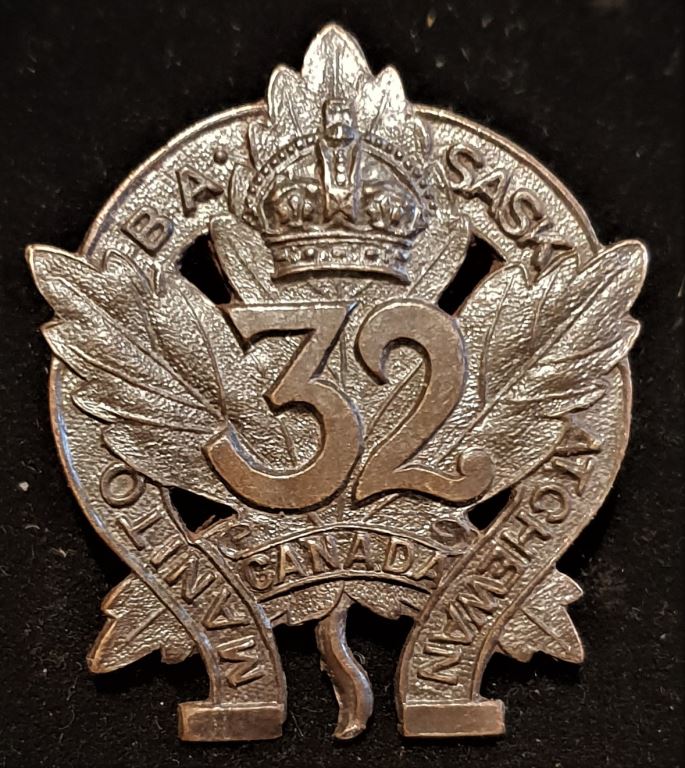 E32 - 32nd BATTALION (MANITOBA / SASKATCHEWAN) COLLAR BADGE