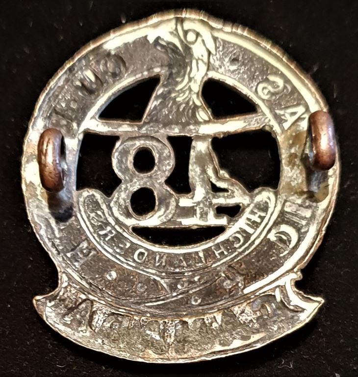 E15 - 15th BATTALION (48th TORONTO HIGHLANDERS) "LARGE 48" RIGHT HAND COLLAR BADGE