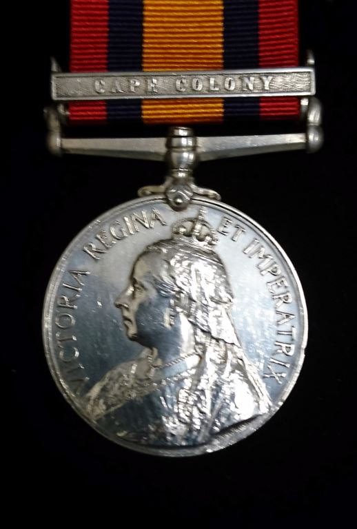Single :QUEENS SOUTH AFRICA MEDAL 1899 one clasp "CC"   impressed 3587 Pte.C.Cookson. Rl.Warwick Rgt.