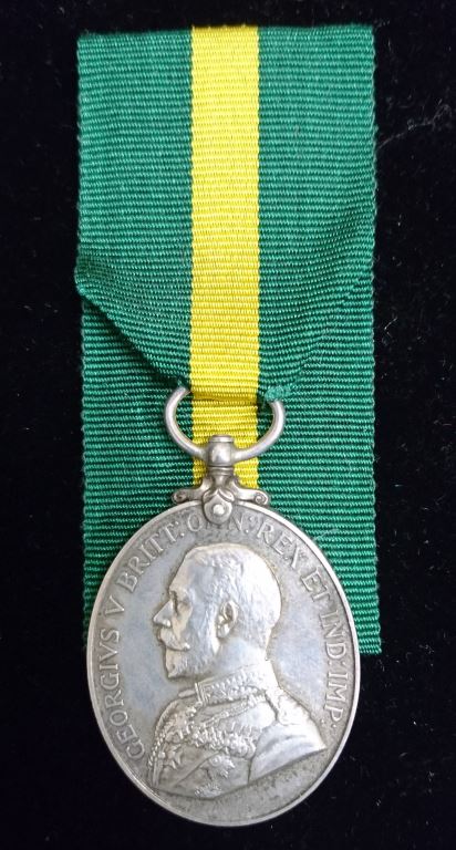 Single : Territorial Force Efficiency Medal 1908. George V issue. Impressed to 433 PTE G. FINCH 4 E. LANC. RGT